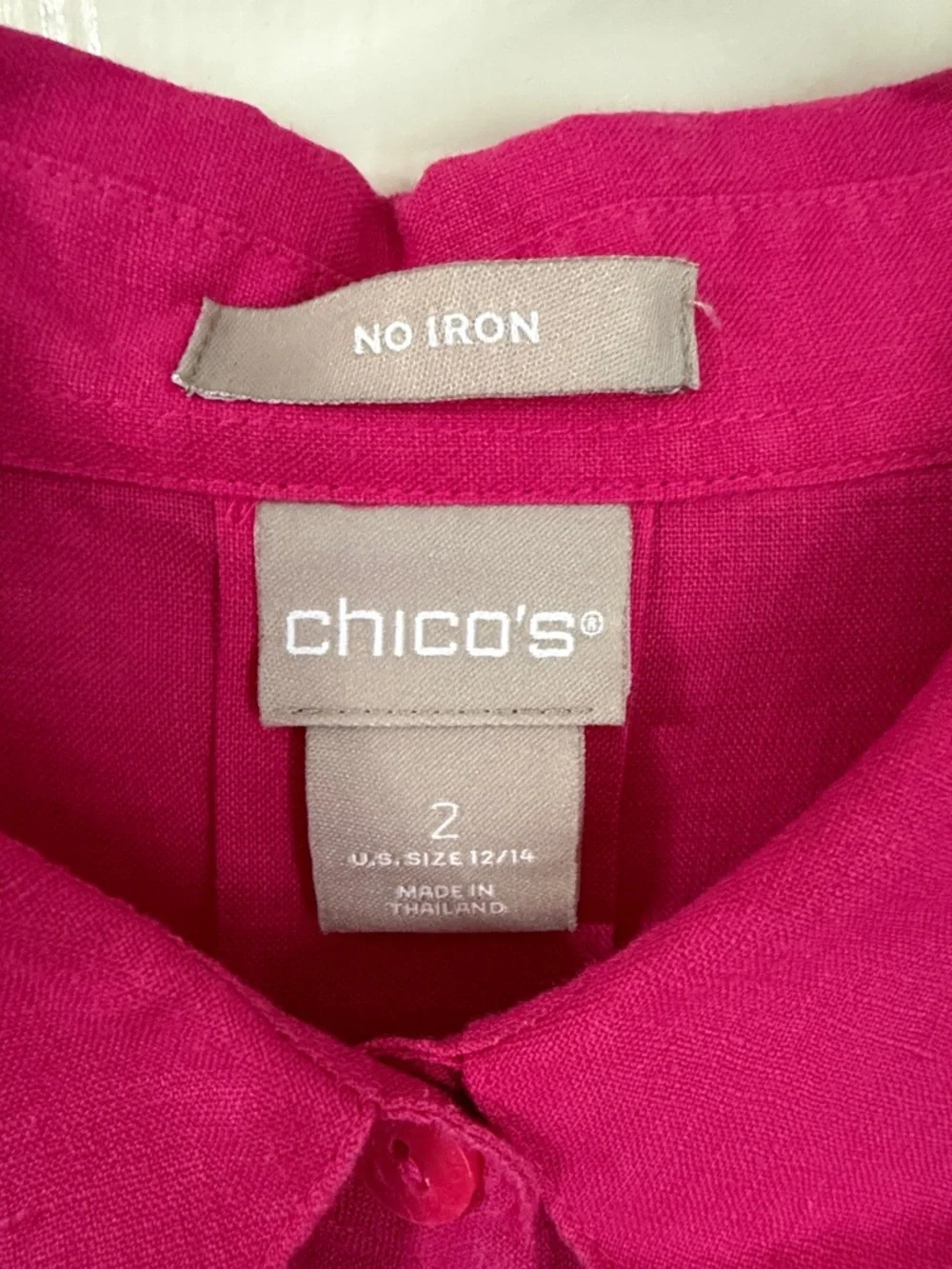 Chico's Bright Pink No Iron Linen 3/4th sleeve button front blouse - Picture 4 of 7
